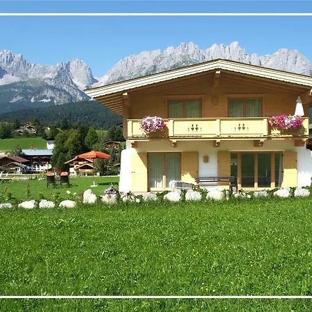 Der Tyroler Adler Im Zentrum Vom Wilden Kaiser *