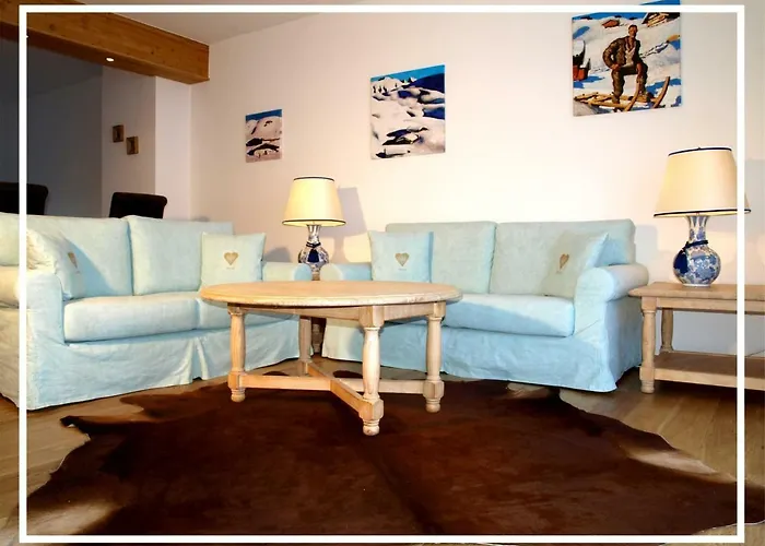 Der Tyroler Adler Im Zentrum Vom Wilden Kaiser